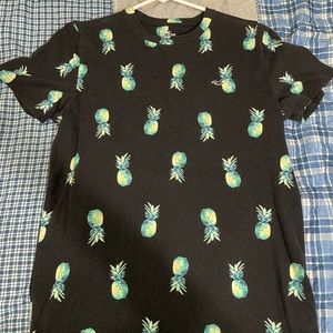 Hollister pineapple shirt mens medium